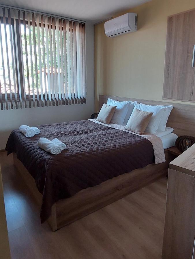 Studio Paradise Veliko Tărnovo Exteriör bild