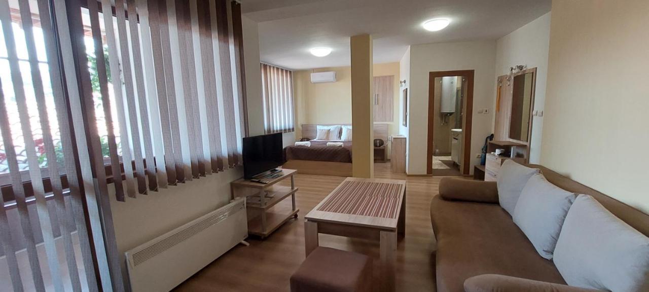 Studio Paradise Veliko Tărnovo Exteriör bild