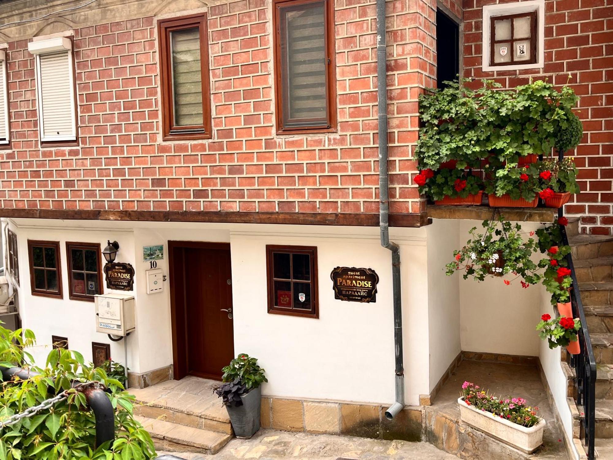 Studio Paradise Veliko Tărnovo Exteriör bild